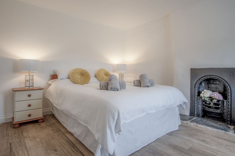 Cottage (2 Bedrooms)