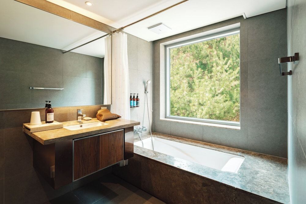 The Suites Hotel Namwon Villa (Cherry) 5