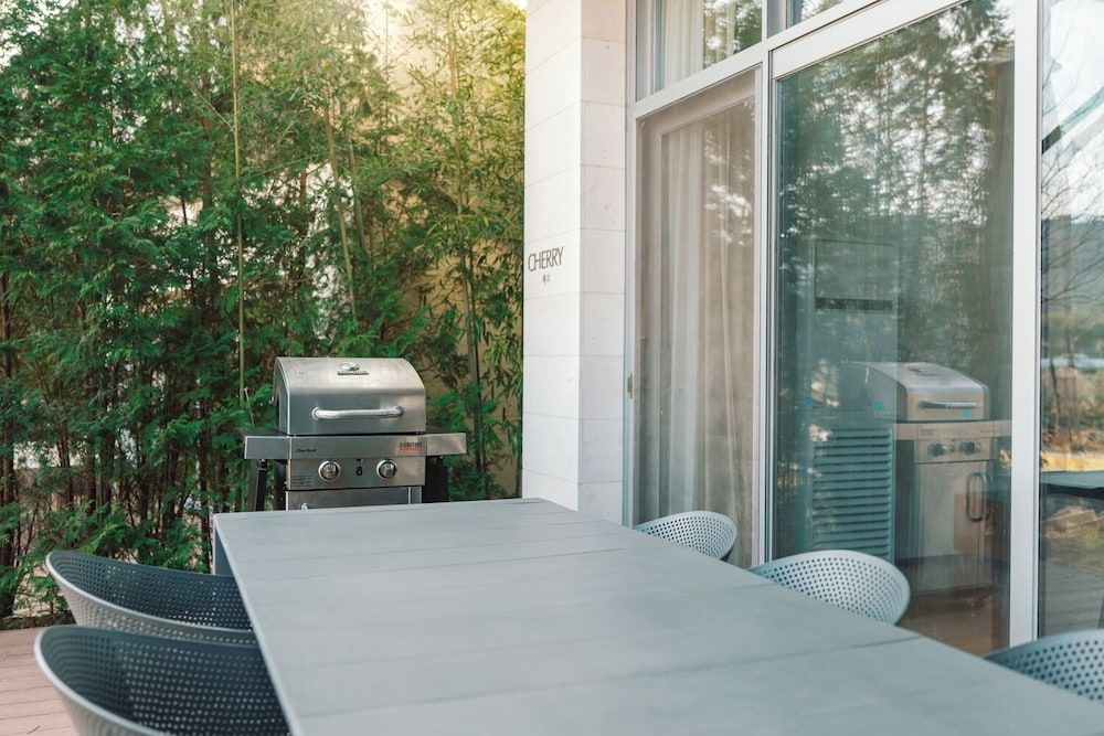 The Suites Hotel Namwon Villa (Cherry) 3