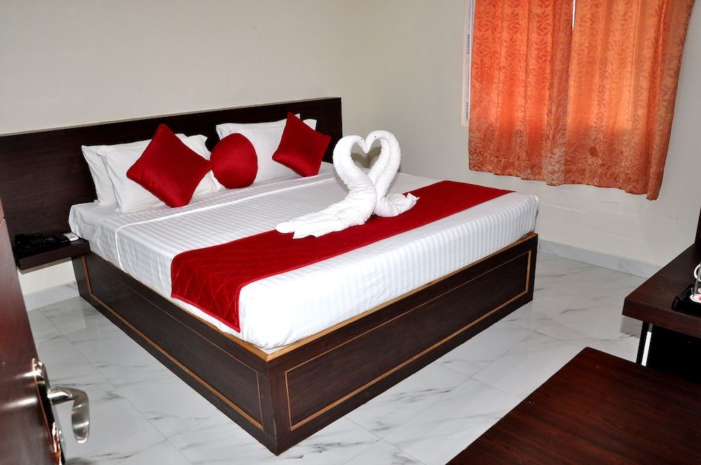 undefined Cosmopolitan Cultural Centre 5