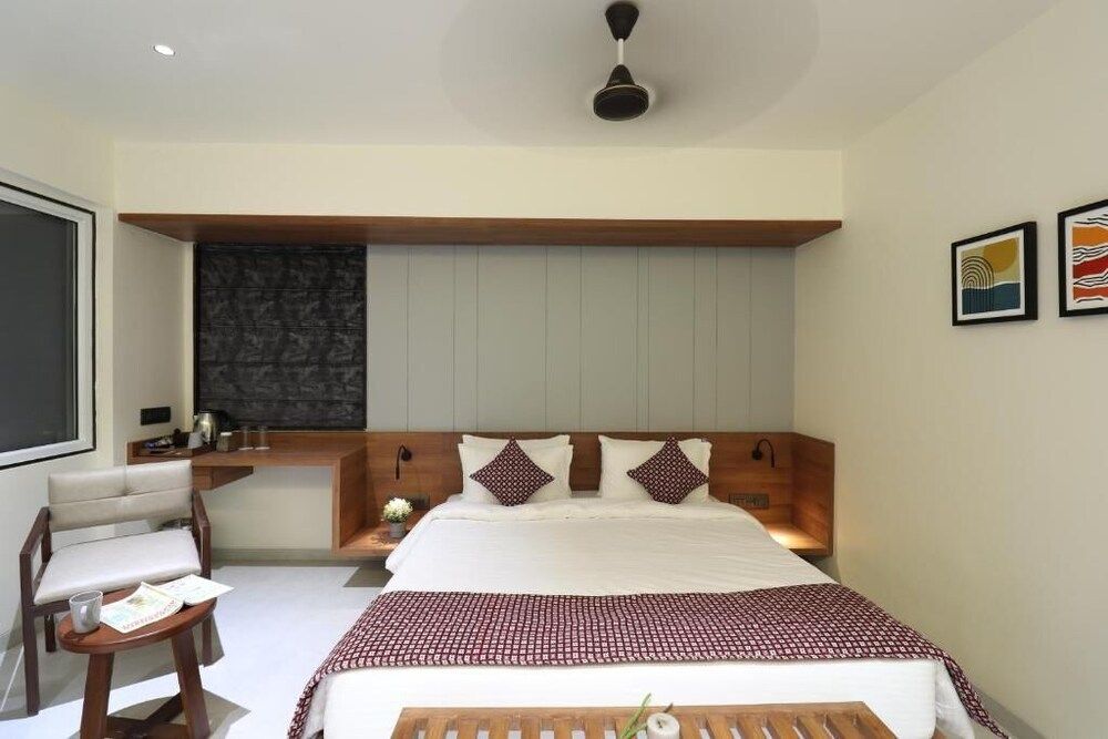 Hotel Chitra Executive Executive Double or Twin Room 9