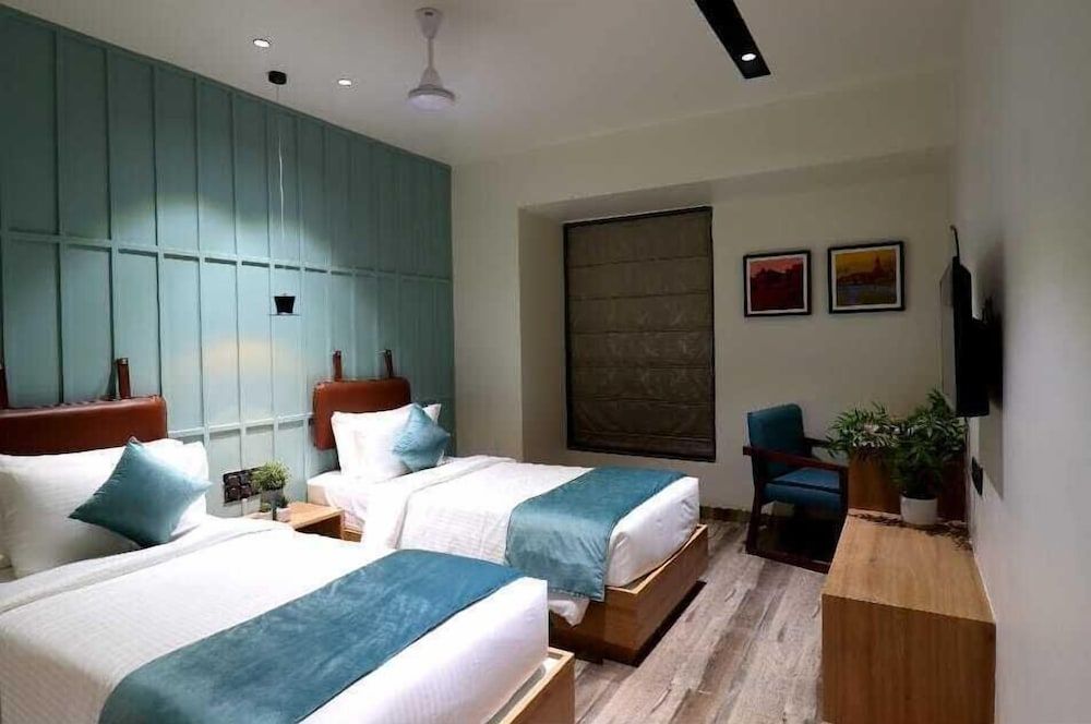 Hotel Chitra Executive Executive Double or Twin Room 5