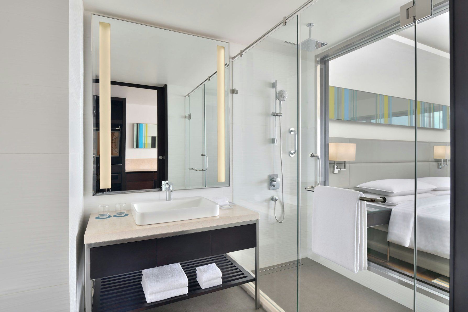 Courtyard by Marriott Navi Mumbai Guest room, 1 King, Hill view 3