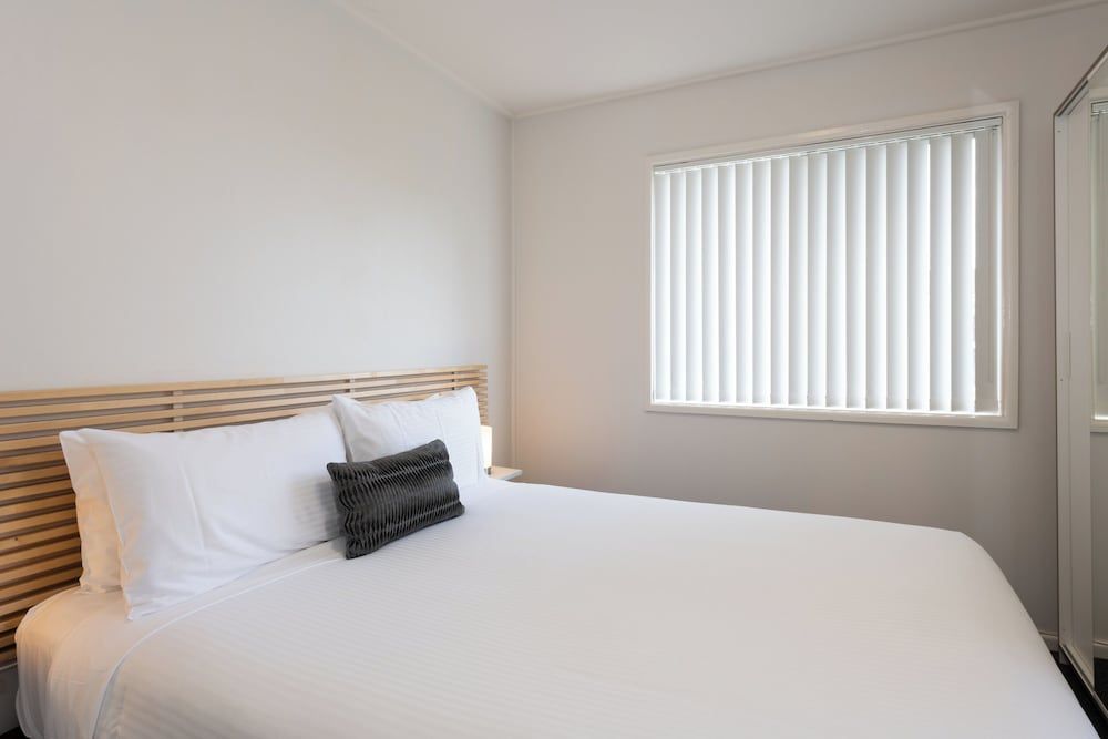 Zig Zag Motel 1 Bedroom Apartment with Kitchen - Offsite Location