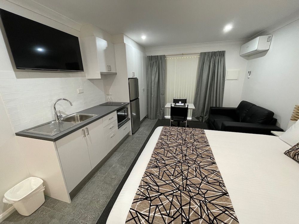 Studio with Kitchenette