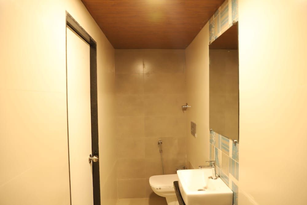 Raaj Resort Deluxe Room 3