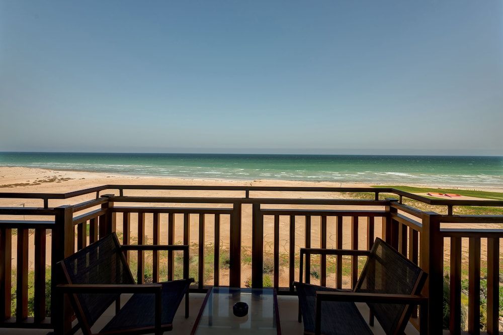 Junior Suite, 1 King Bed, Balcony