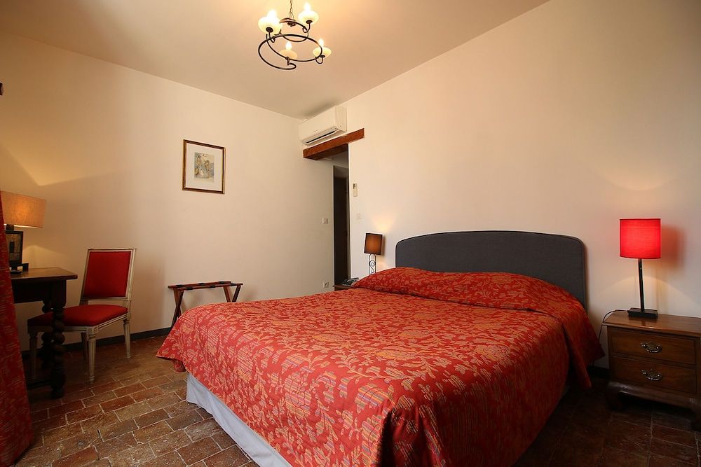 Triple Room (7)