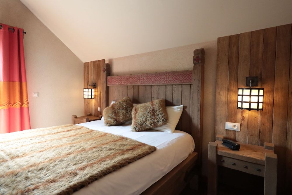 Family Room (2 Days | 1 Night STAY | No night show)