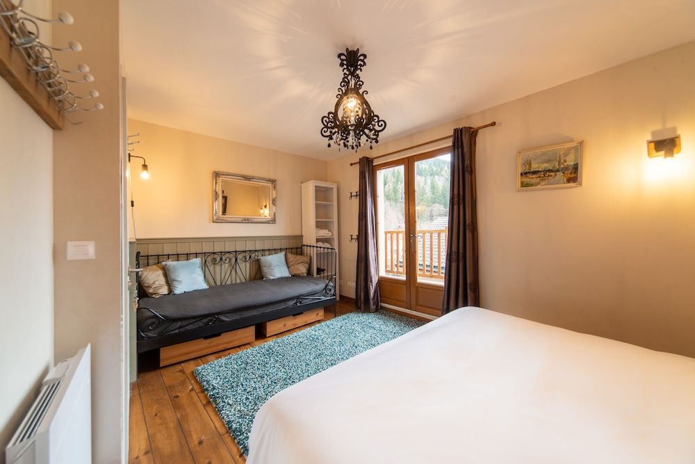 Family Triple Room, Ensuite (Chamois)