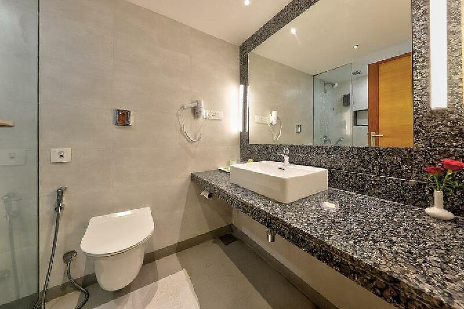 The Central Park Hotel Superior Room 5