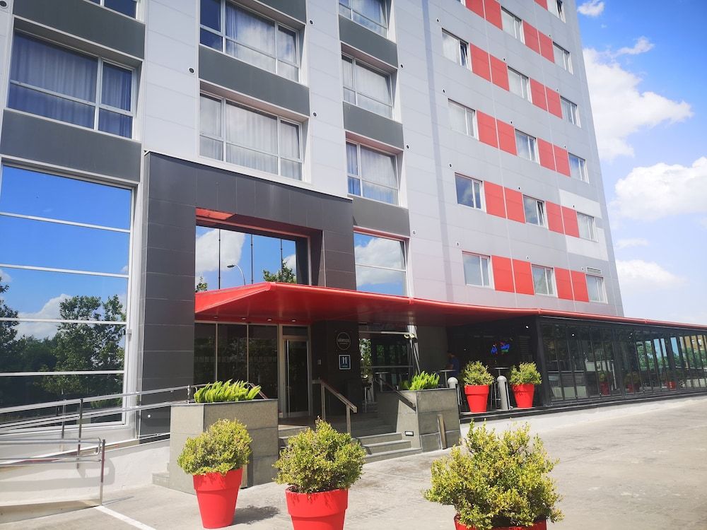 undefined Vertice Roomspace Madrid 4