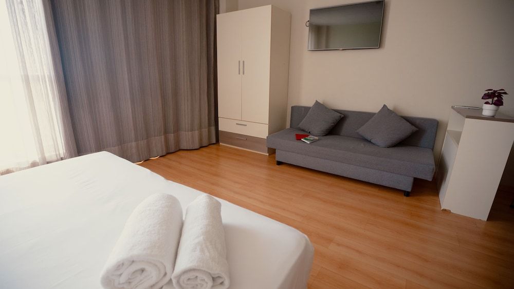 undefined Vertice Roomspace Madrid 8