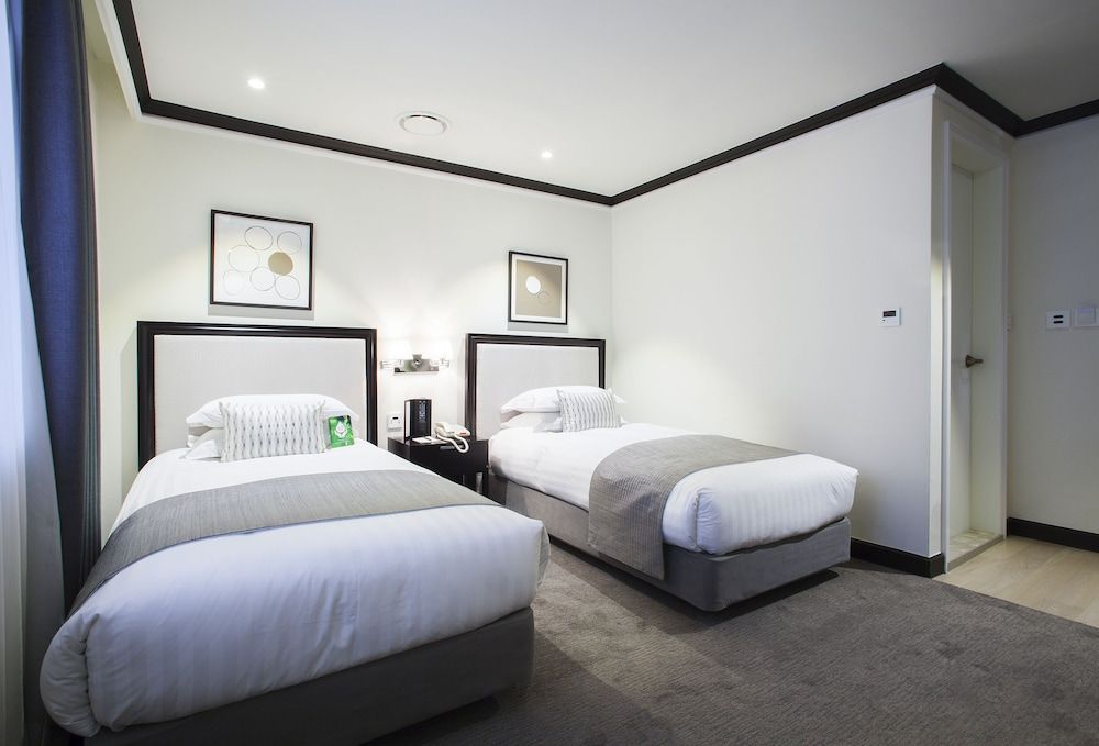 The Grand Hotel Myeongdong Deluxe Twin Room 2