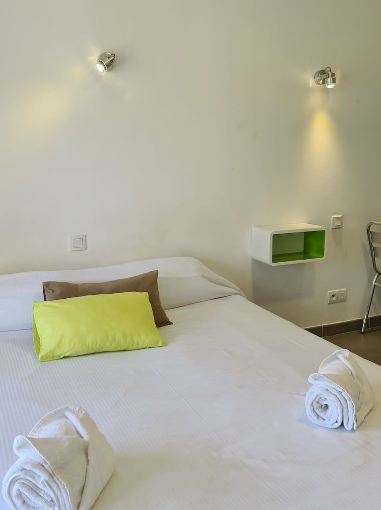 Park & Suites Village Gorges de l'Hérault Cévennes Studio, 1 Double Bed 2