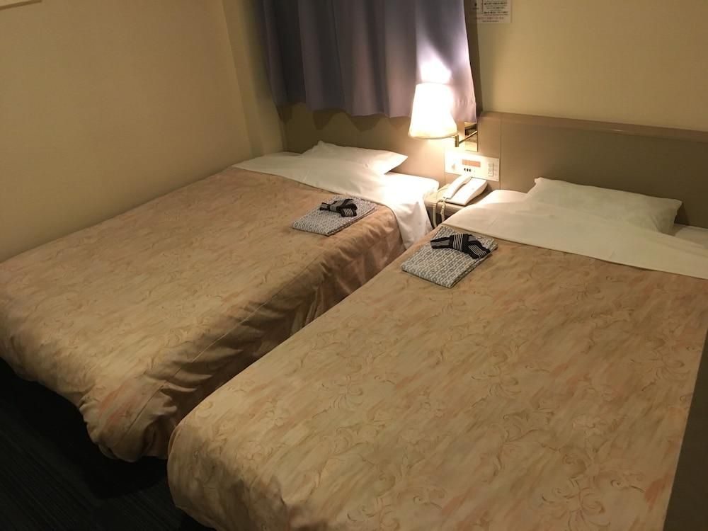 Twin Room - Non-Smoking