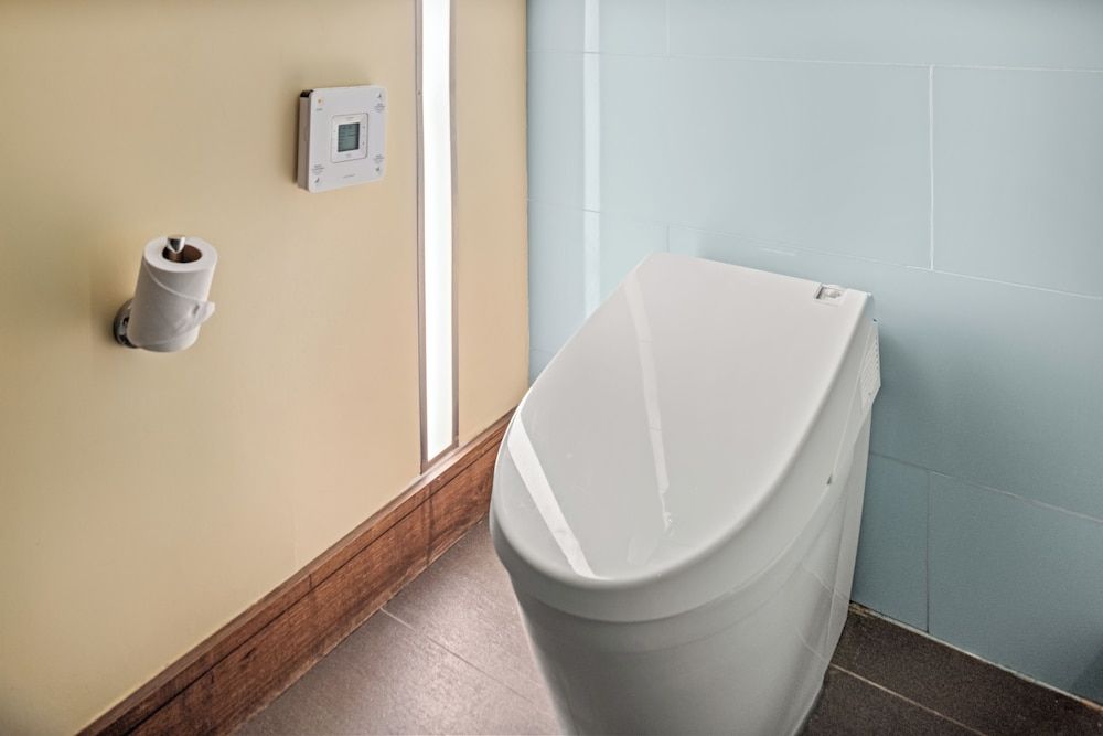 SIRTAJ - Beverly Hills Luxury Room, 1 King Bed 12