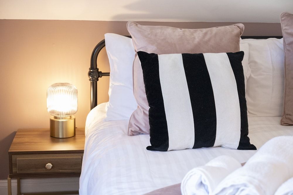 Northern Hideaways St Cuthberts, Seahouses Luxury Cottage, Private Bathroom 4