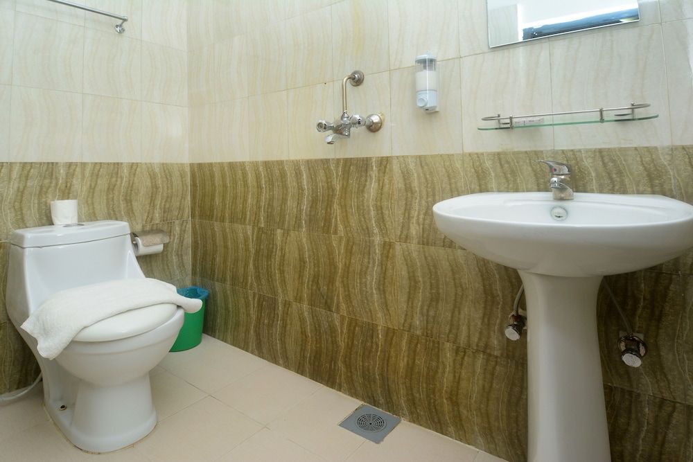 Dream Nepal Hotel and Apartment Deluxe Suite 4