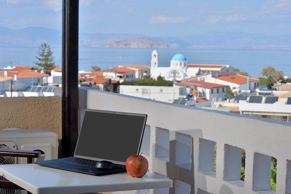 Vasilaras Hotel Family Quadruple Room 19