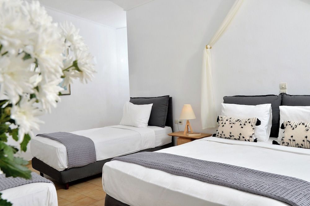 Vasilaras Hotel Family Quadruple Room 10