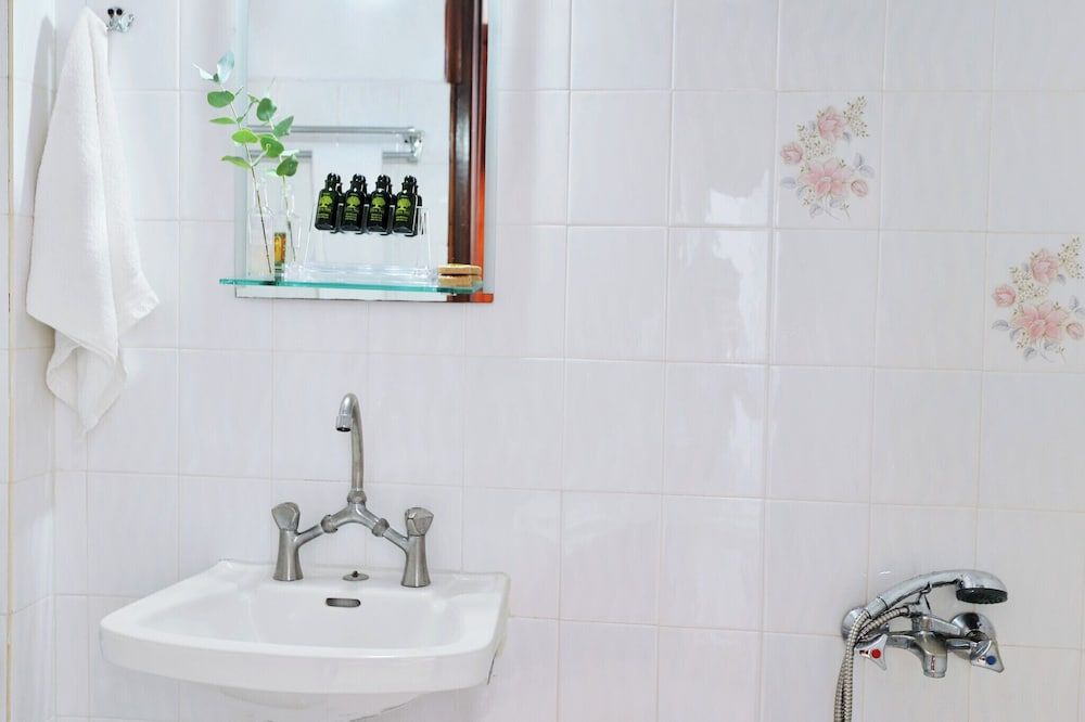 Vasilaras Hotel Family Quadruple Room 21