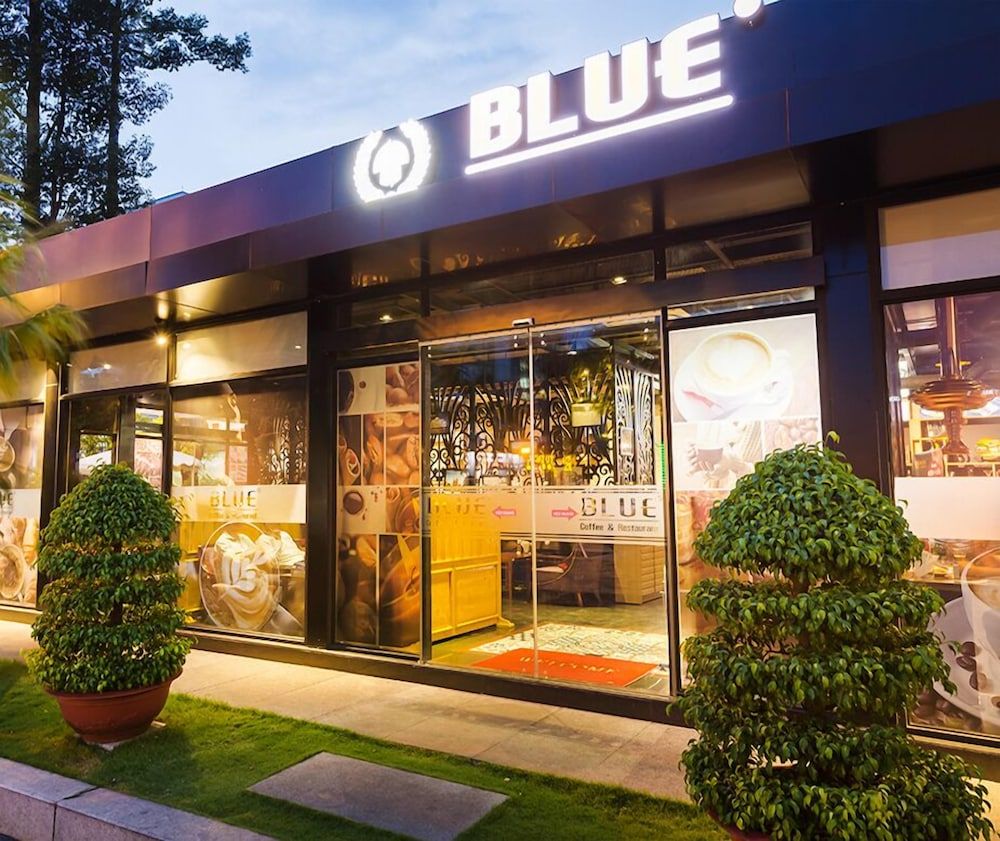 undefined Tan Son Nhat Saigon Hotel 9