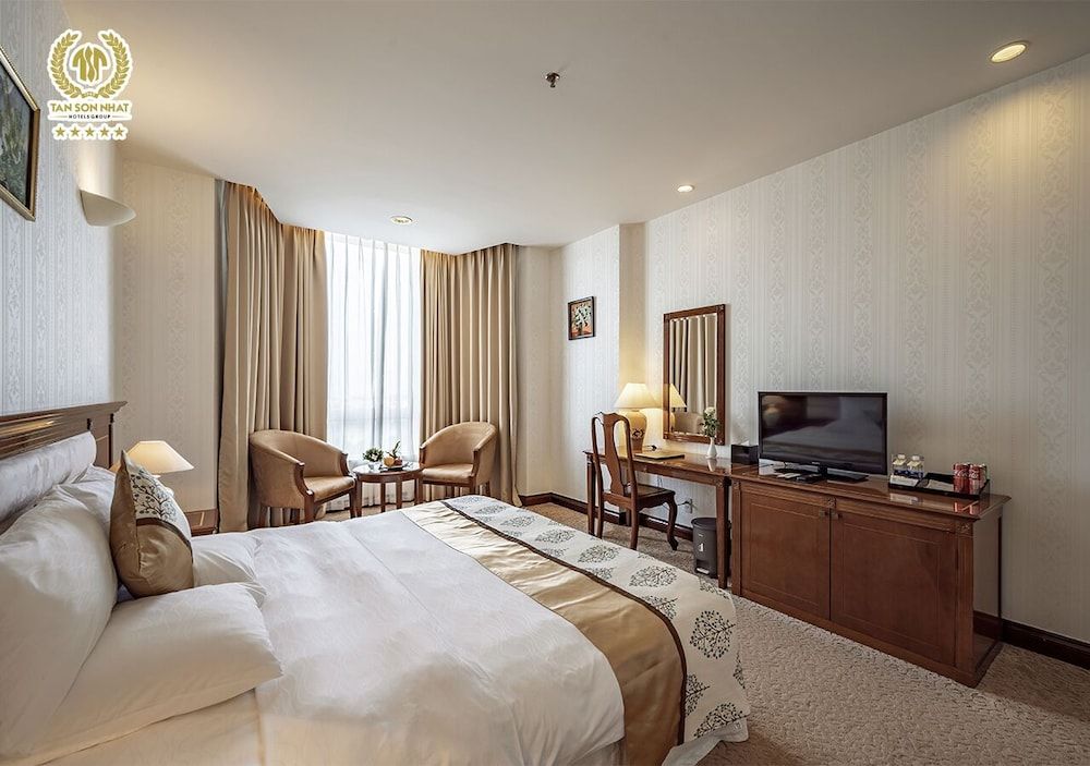 undefined Tan Son Nhat Saigon Hotel 4