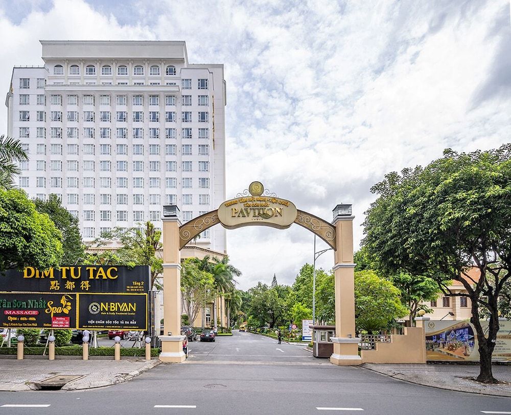undefined Tan Son Nhat Saigon Hotel 10