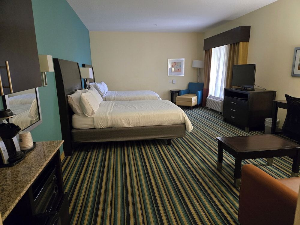 undefined Holiday Inn Express & Suites Orlando East - UCF Area by IHG