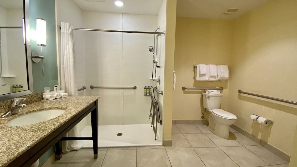 undefined Holiday Inn Express & Suites Orlando East - UCF Area by IHG 5