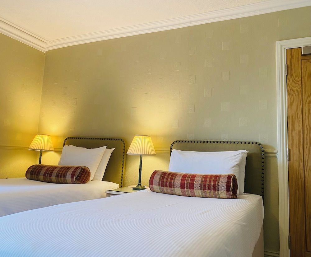 Middle House Superior Twin Room 3