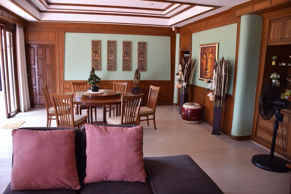 undefined Sirinthara 7