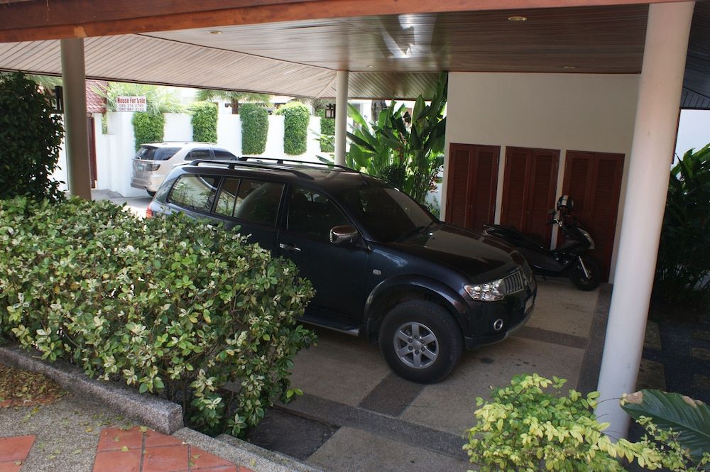 undefined Sirinthara 8