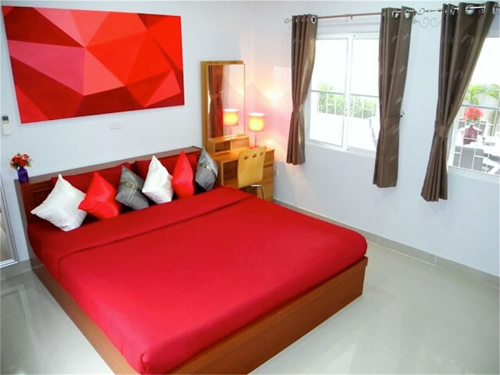 Green Leaf Nai Harn 3 bedrooms Villa Villa, Multiple Beds 3