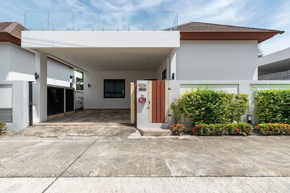 undefined Modern 3BR Pool Villa by Intira Villas 2