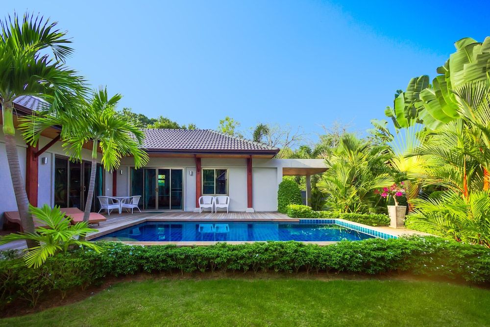 undefined Villa Heni 2