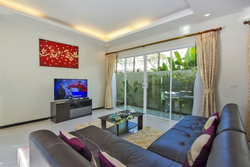 Oazza Villa 3-Bedroom Villa with Private Pool 12