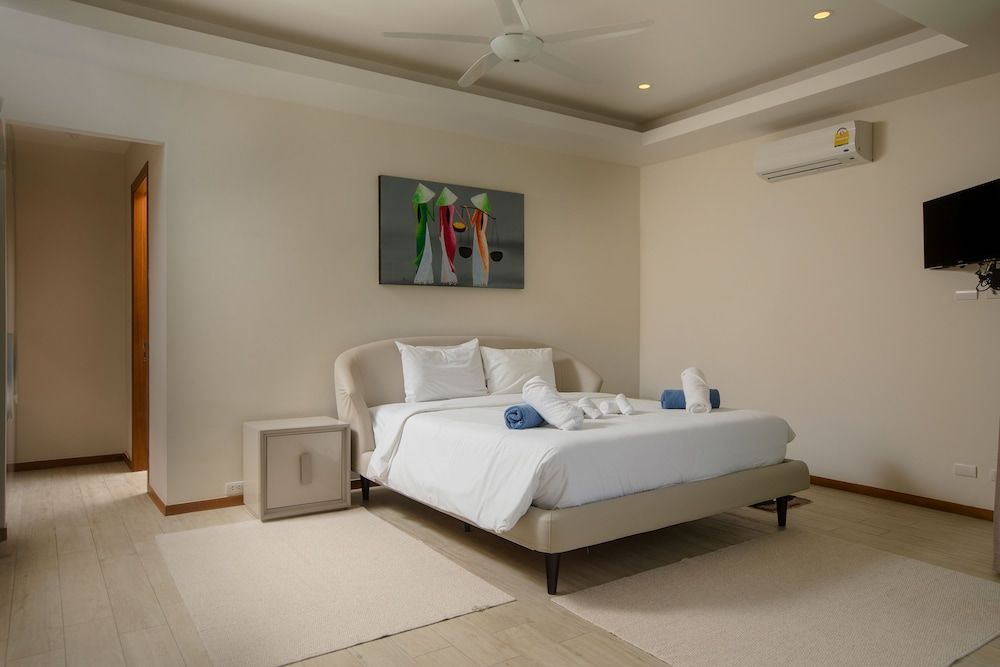 undefined Villa Raja 5