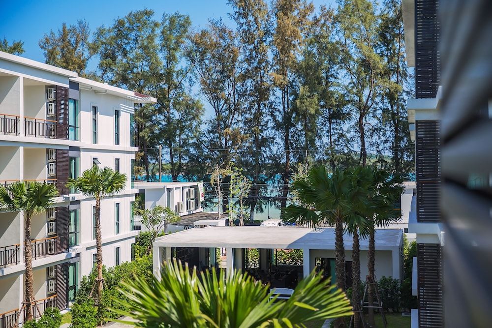 undefined The Title A408