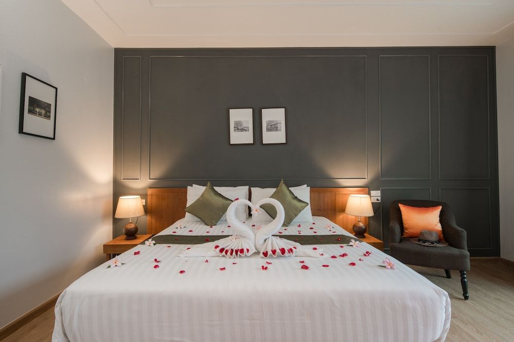 Phuket La Siesta Four Bedrooms Pool Villa 4