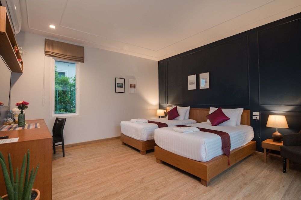 Phuket La Siesta Four Bedrooms Pool Villa 6