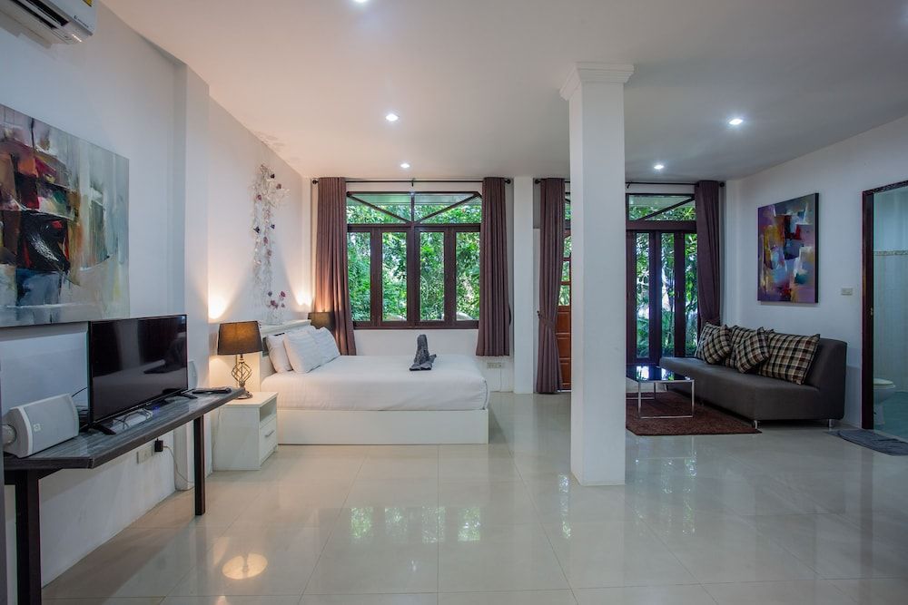 Brodie Rawai Resort Family Apartment 9