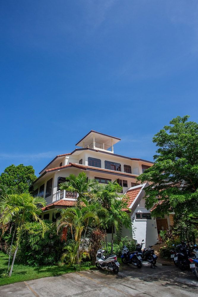 undefined Brodie Rawai Resort 10