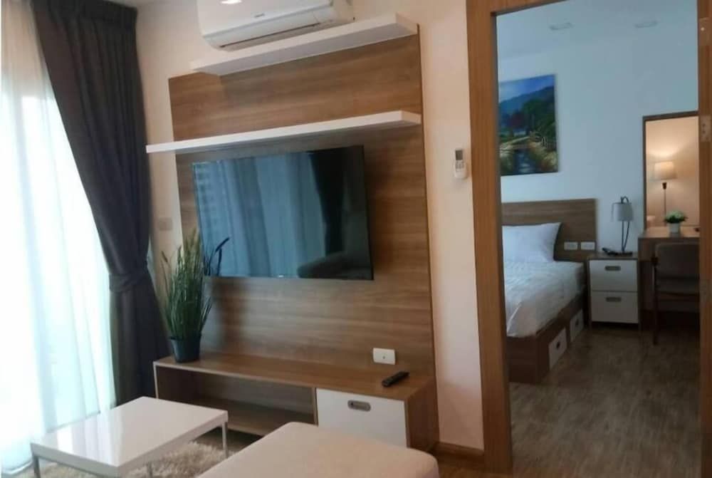 Modern Condo Nai Harn Beach 1-Bedroom Condo (44 sq. m.) 9