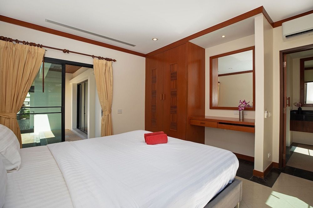 undefined Boutique 3BR Pool Villa Bianca NaiHarn 3