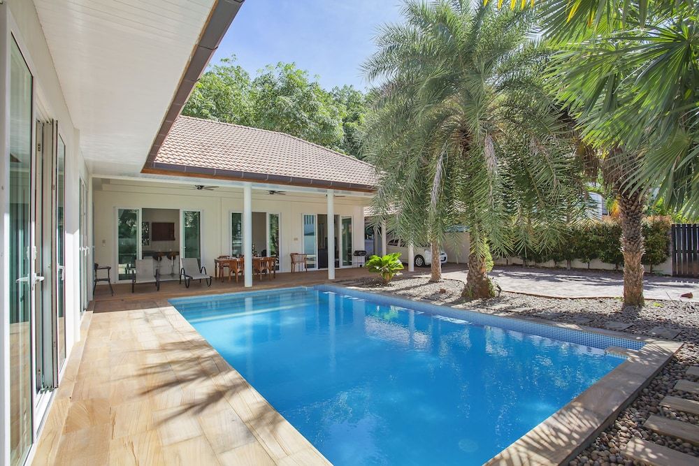 Villa Bright Star 4-Bedroom Villa with Private Pool 20