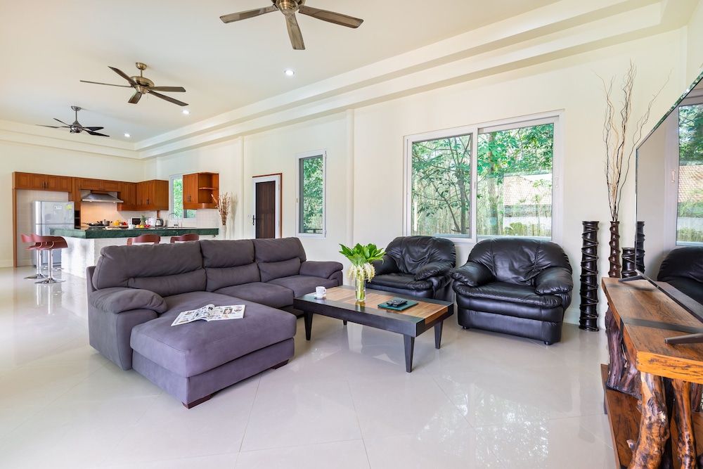 undefined Villa Bright Star