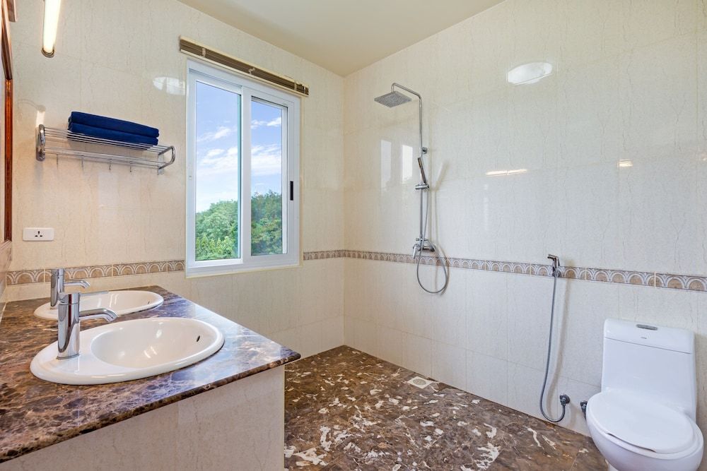 Villa Bright Star 4-Bedroom Villa with Private Pool 25