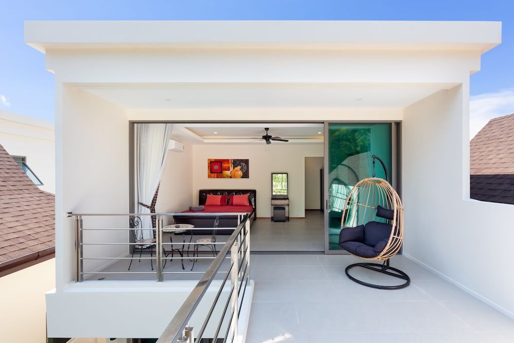 Exquisite Thai Balinese Pool Villa Mika 4-Bedroom Villa with Private Pool 13